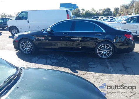 2020 Mercedes-Benz S 560 z USA, uszkodzony, nr VIN W1KUG8DB5LA551553